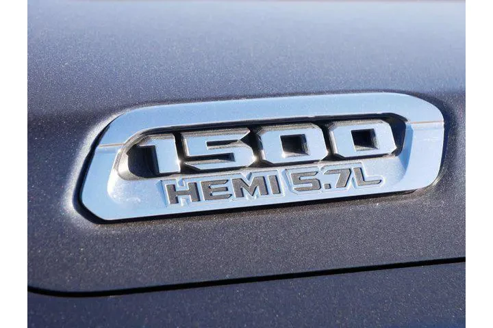 $22500 : Ram 1500 2019 4x4 Laramie 4d image 8