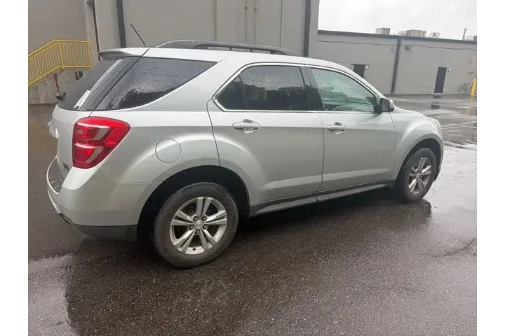 $7990 : Chevrolet Equinox 2016 LT 4d image 7