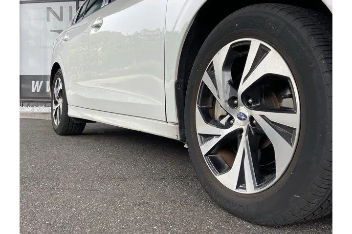 Subaru Legacy 2023 AWD Premi image 8