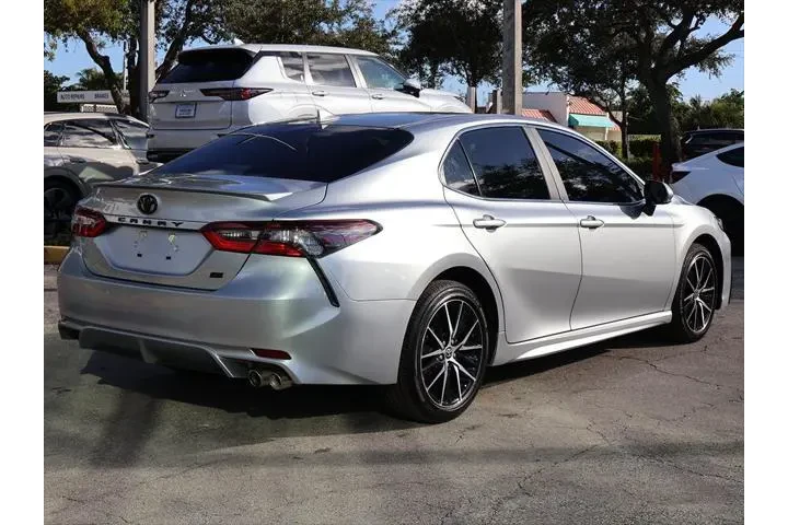 $20990 : Toyota Camry 2024 SE 4dr Sed image 7