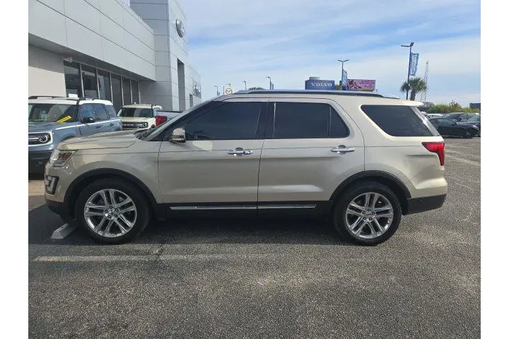 $16745 : Ford Explorer 2017 Limited 4 image 10