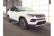 $22493 : Jeep Compass 2023 4x4 Limite thumbnail