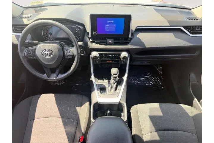 $36978 : Toyota RAV4 2025 AWD XLE 4dr image 10