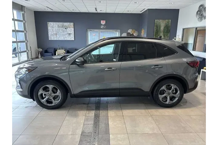 $23400 : Ford Escape 2025 ST-Line 4dr image 6
