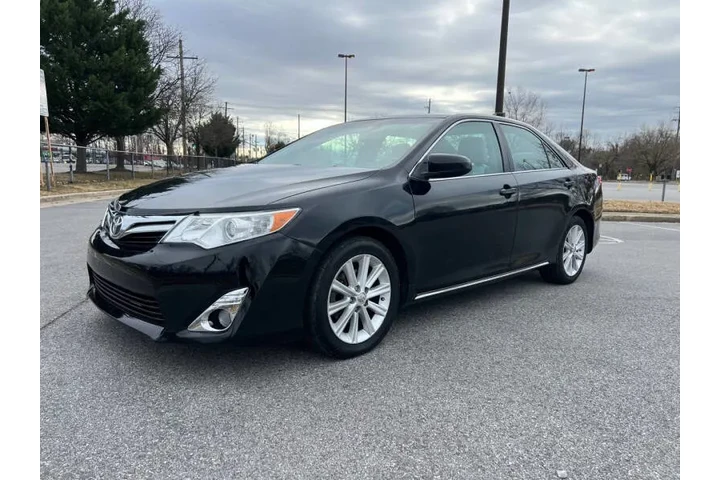 $8900 : 2014 Camry XLE V6 image 3
