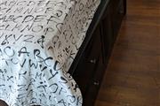 $250 : Queen size bed frame usado thumbnail