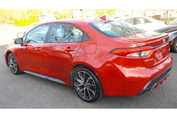 $16500 : 2020 Corolla SE image 4
