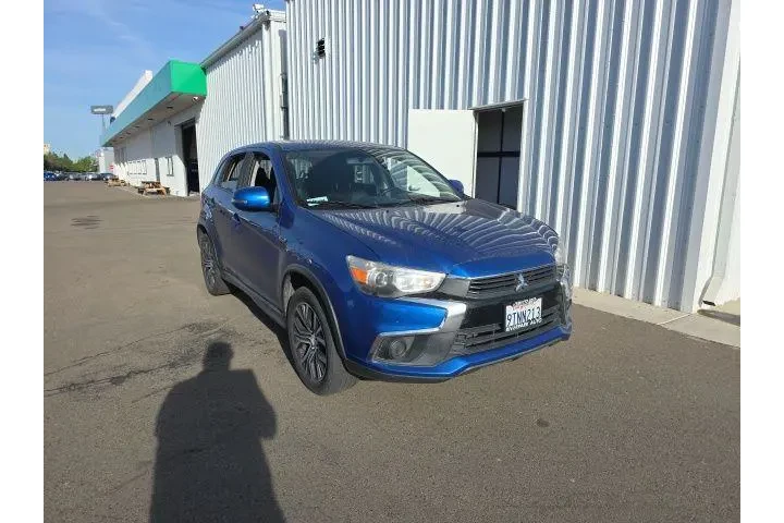 $8900 : Mitsubishi Outlander Sport 2 image 7