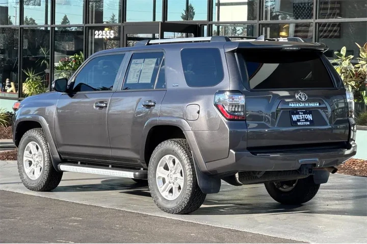 $35928 : Toyota 4Runner 2019 4x4 SR5 image 6
