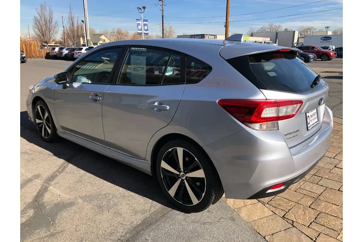 $13857 : 2018 Impreza 2.0i Sport CVT 5 image 5