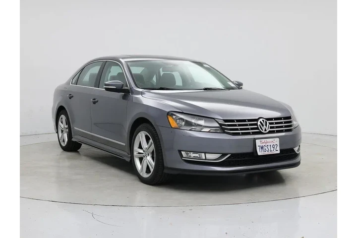 $14998 : Volkswagen Passat 2015 3.6L image 1