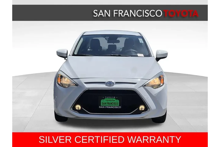 $16990 : Silver Certified 2019 Yaris LE image 8