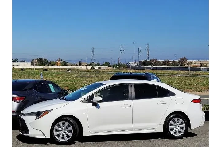 $20700 : Toyota Corolla 2022 LE 4dr S image 7