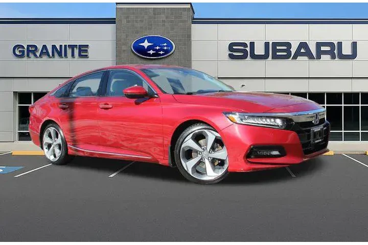 $17491 : Honda Accord 2018 Touring 4d image 3