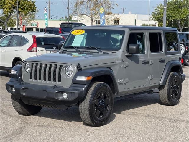 2019 Jeep Wrangler Unlimited image 1