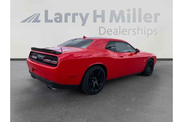 Dodge Challenger 2018 R/T Sc image 5