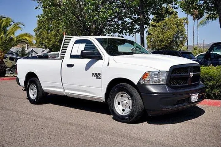 $17998 : Ram 1500 Classic 2022 4x2 Tr image 6