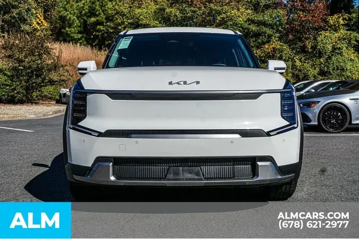 $32460 : Kia EV9 2024 Light Long Rang image 10