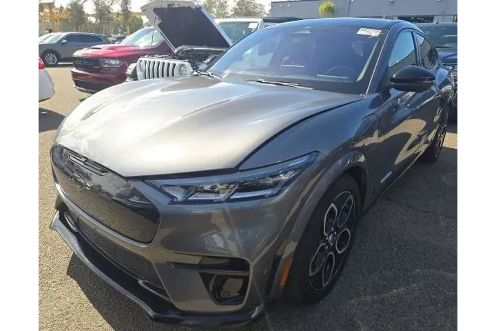$35800 : Ford Mustang Mach-E 2023 AWD image 1