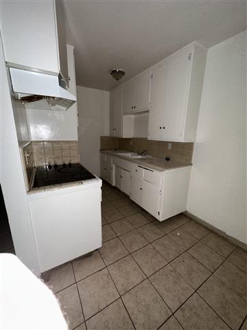 $1800 : Rosemead Apartment image 3