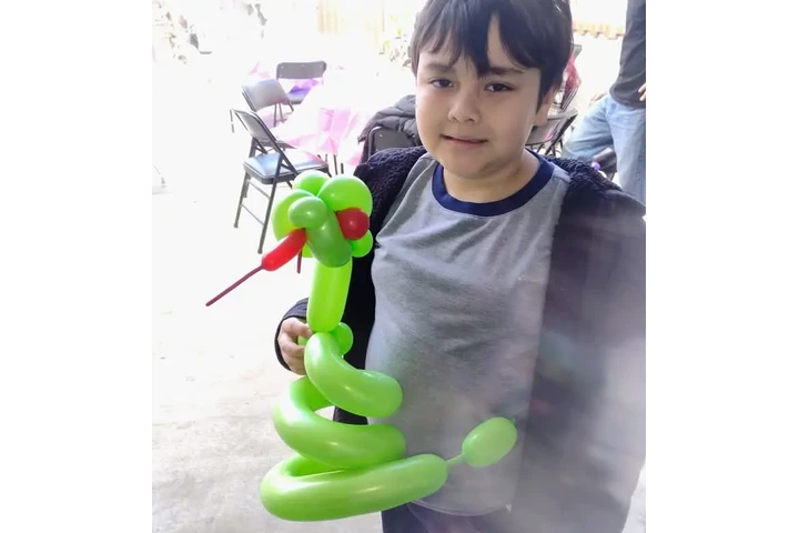 Pinta caritas, globos infantil image 2