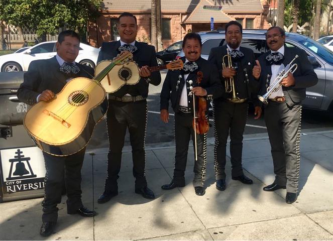 MARIACHI TEQUILA EXPRESS image 3