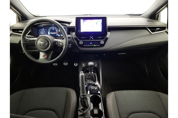 $36998 : Toyota GR Corolla 2024 AWD C image 9