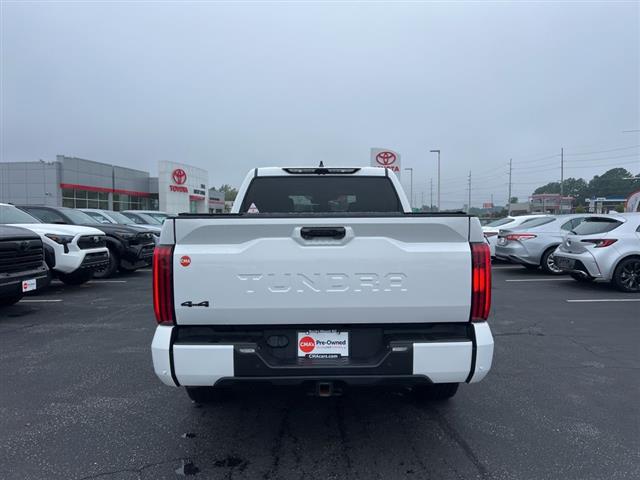 $44991 : PRE-OWNED 2023 TOYOTA TUNDRA image 6