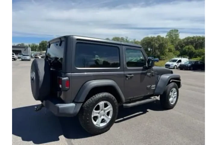 $19990 : Jeep Wrangler 2018 4x4 Sport image 5