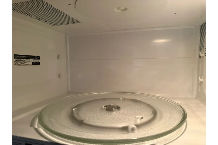 House Cleaning image 3