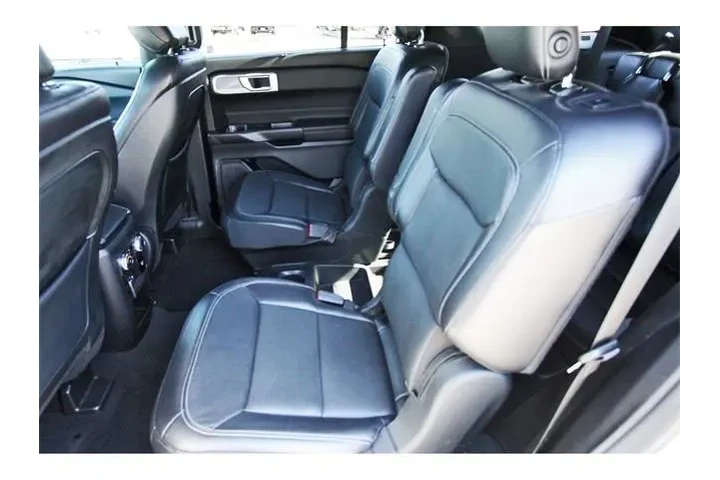 $27699 : Ford Explorer 2020 Limited 4 image 9