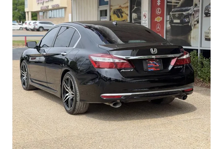 $1 : 2016 Accord Sport image 7