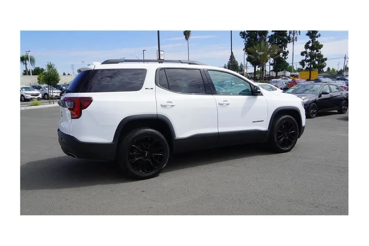 $27784 : 2023 Acadia SLE image 6