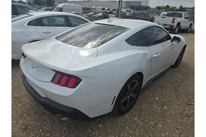 $30345 : Ford Mustang 2025 EcoBoost 2 image 3