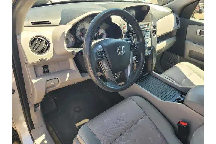 $12967 : Honda Pilot 2014 4x4 EX 4dr image 9
