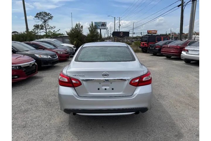$6497 : 2016 Altima 2.5 S image 7