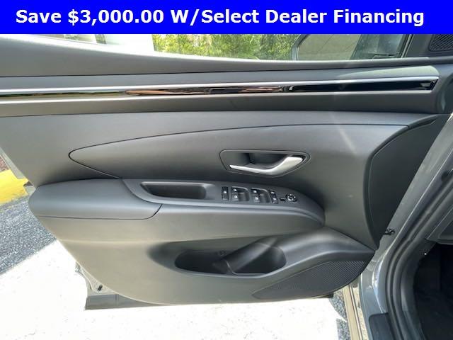 $28650 : PRE-OWNED 2024 HYUNDAI TUCSON image 10