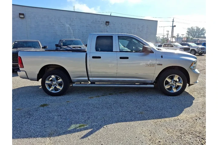 $20499 : Ram 1500 2018 4x4 Express 4d image 6
