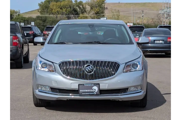 $15492 : 2016 LaCrosse image 7