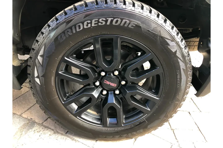 $28800 : 2020 GMC Sierra 1500 Elevatio image 9