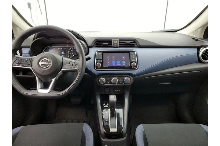 $18998 : Nissan Versa 2025 SV 4dr Sed image 9