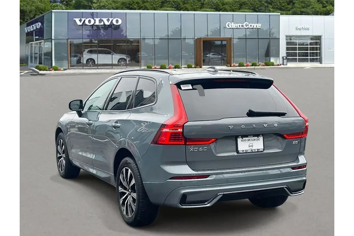 $37000 : Volvo XC60 2024 AWD B5 Core image 5
