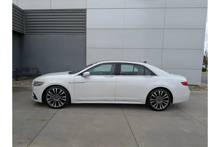 $25987 : Lincoln Continental 2018 Res image 7