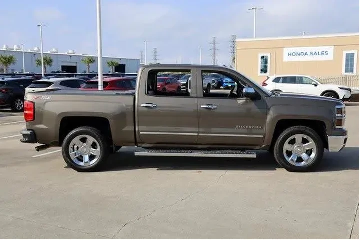 $23505 : Chevrolet Silverado 1500 201 image 4