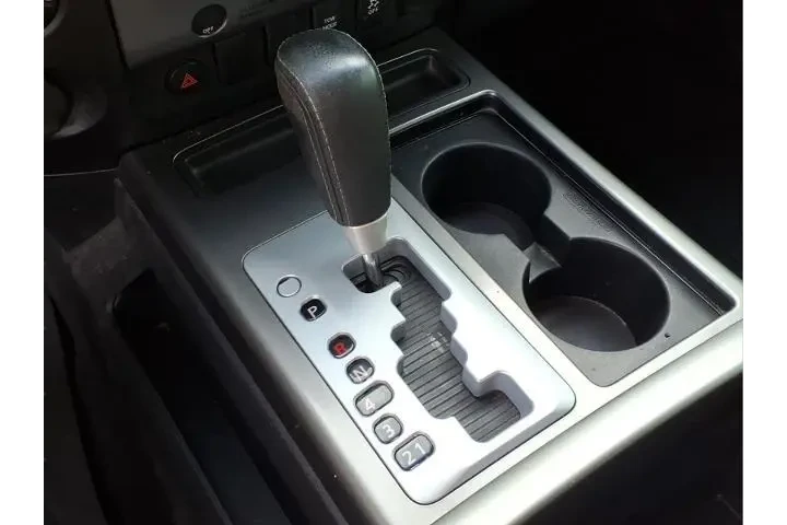 $14545 : Nissan Titan 2012 4x4 S 4dr image 8