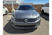 $13750 : Volkswagen Passat 2019 Wolfs thumbnail