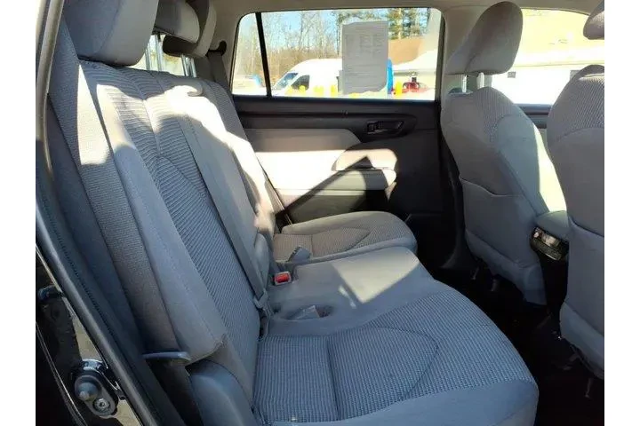 $26999 : Toyota Highlander 2020 AWD L image 6