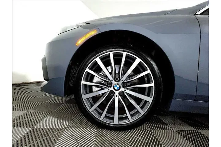 $32223 : BMW 2 Series 2024 AWD 228i x image 8