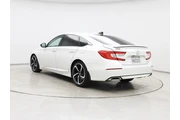 $23998 : Honda Accord 2021 Sport 4dr thumbnail