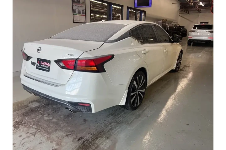 $16770 : Nissan Altima 2021 2.5 SR 4d image 9